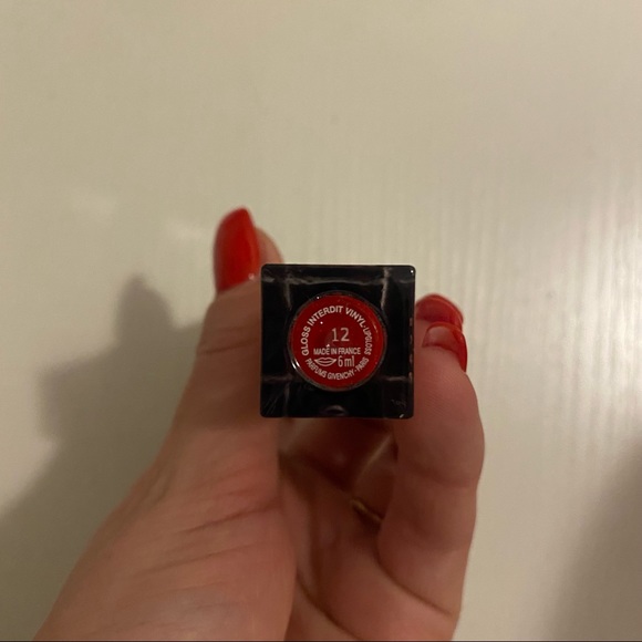 Givenchy Gloss Interdit Vinyl - # 12 Rouge Thriller 6ml/0.21oz NEW - Picture 5 of 6